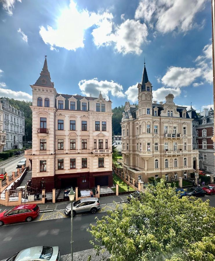 Apartment Erika Карлови Вари Екстериор снимка