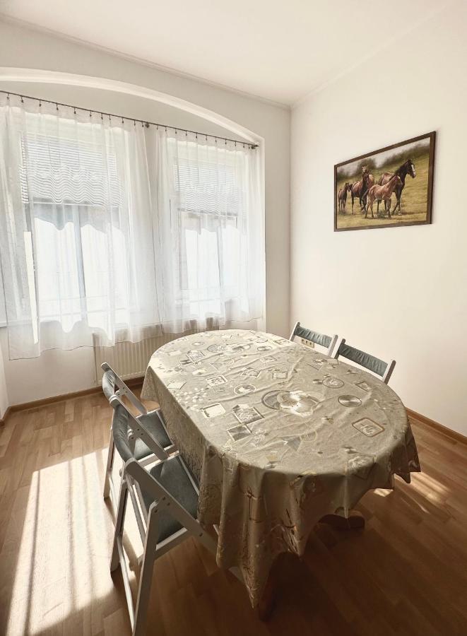 Apartment Erika Карлови Вари Екстериор снимка